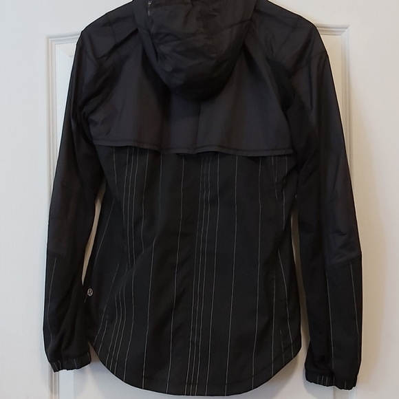 Lululemon jacket - Picture 2 of 3